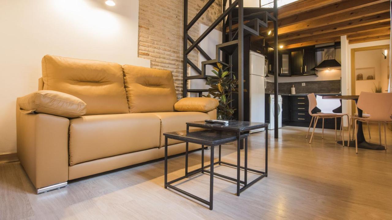 Madera Y Piedra - Apartamentos Aloha Toledo Dış mekan fotoğraf