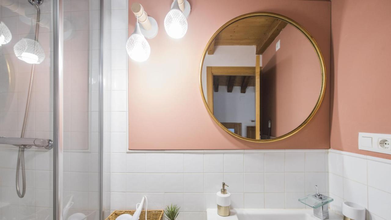 Madera Y Piedra - Apartamentos Aloha Toledo Dış mekan fotoğraf
